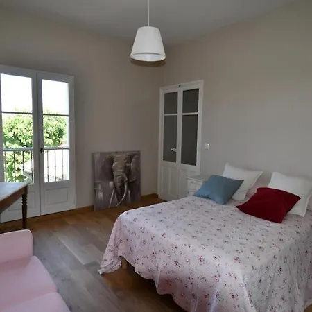Holiday home Charmante Maison De Bedoin